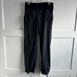 Prana Heathered Black Relaxed Fit Pants